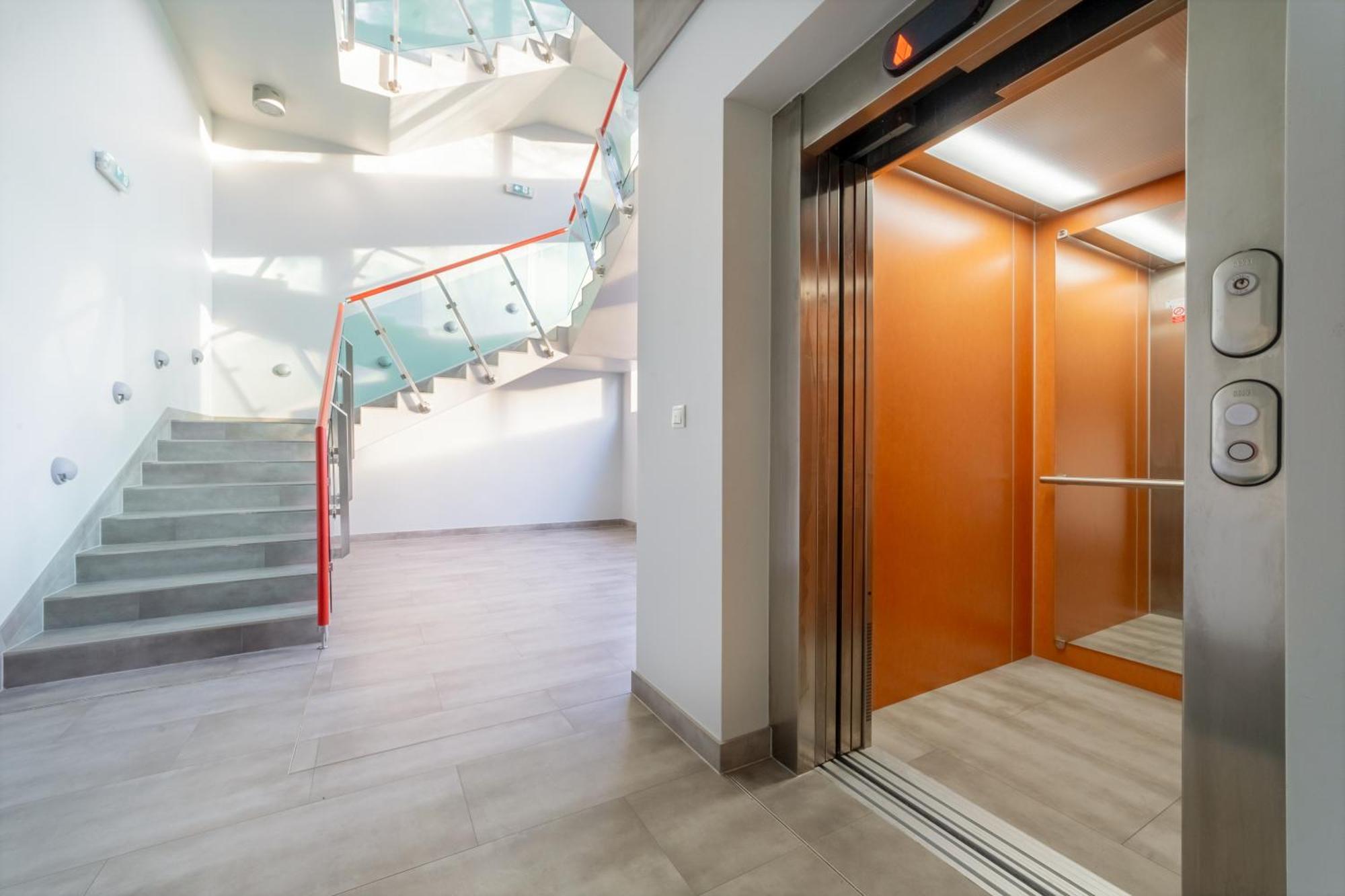 Imperial Apartment In Bohemia Residence By Rentez Karlsbad Buitenkant foto